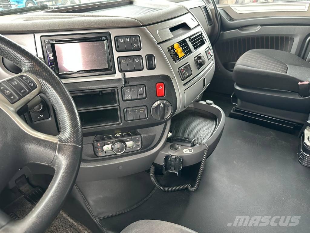 DAF XF530Z Kamioni-šasije