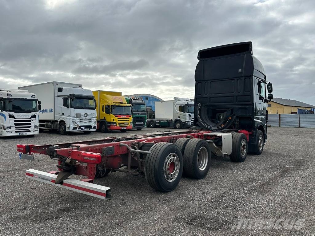 DAF XF530Z Kamioni-šasije