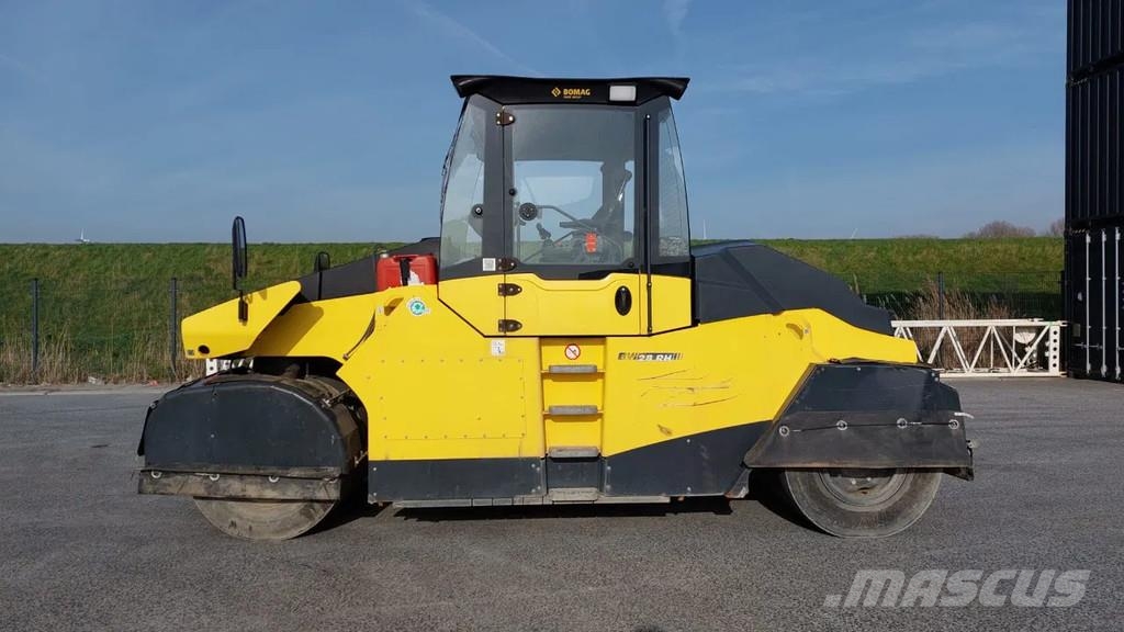 Bomag BW28RH Rodillos sobre neumáticos