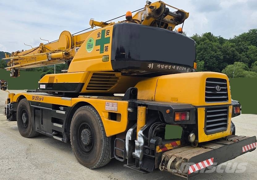 Kato SR 250 Ruw terrein kranen