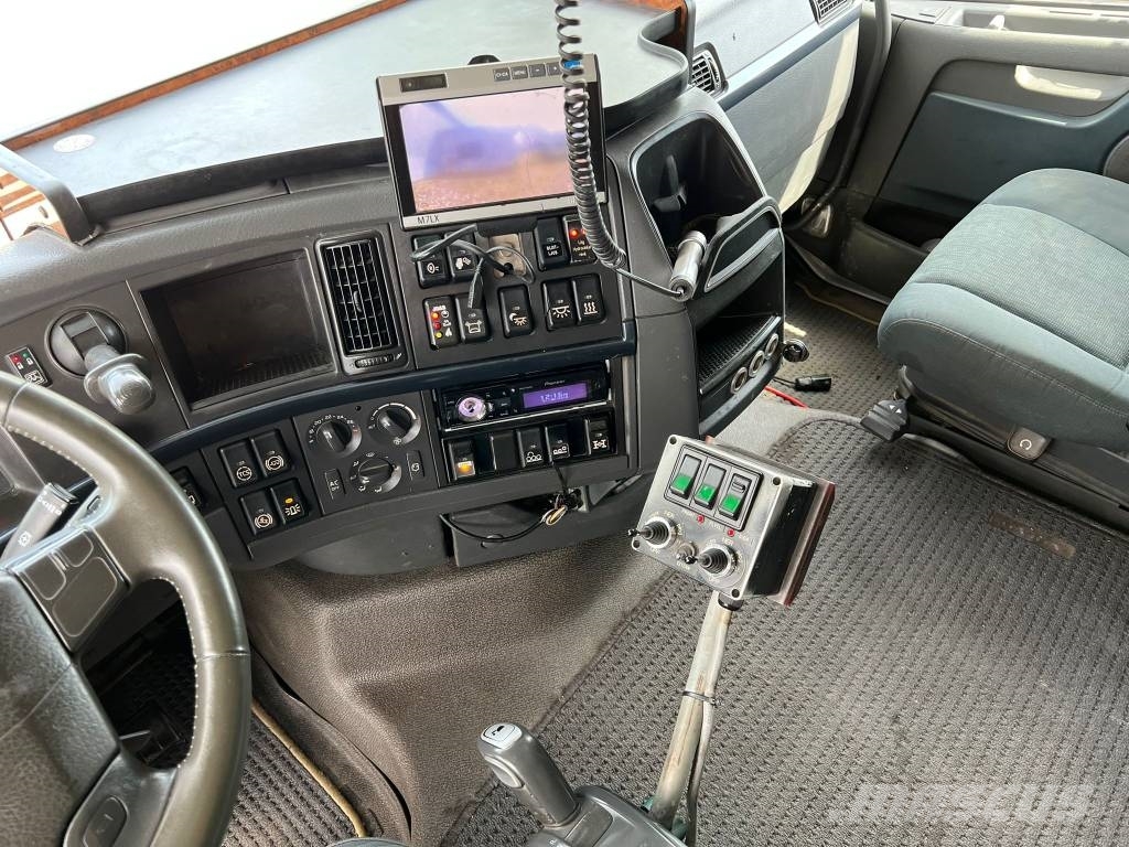 Volvo FH500, 8x4 JOAB HOOKLIFT + HYDRAULICS شاحنات الرافعات الخطافية