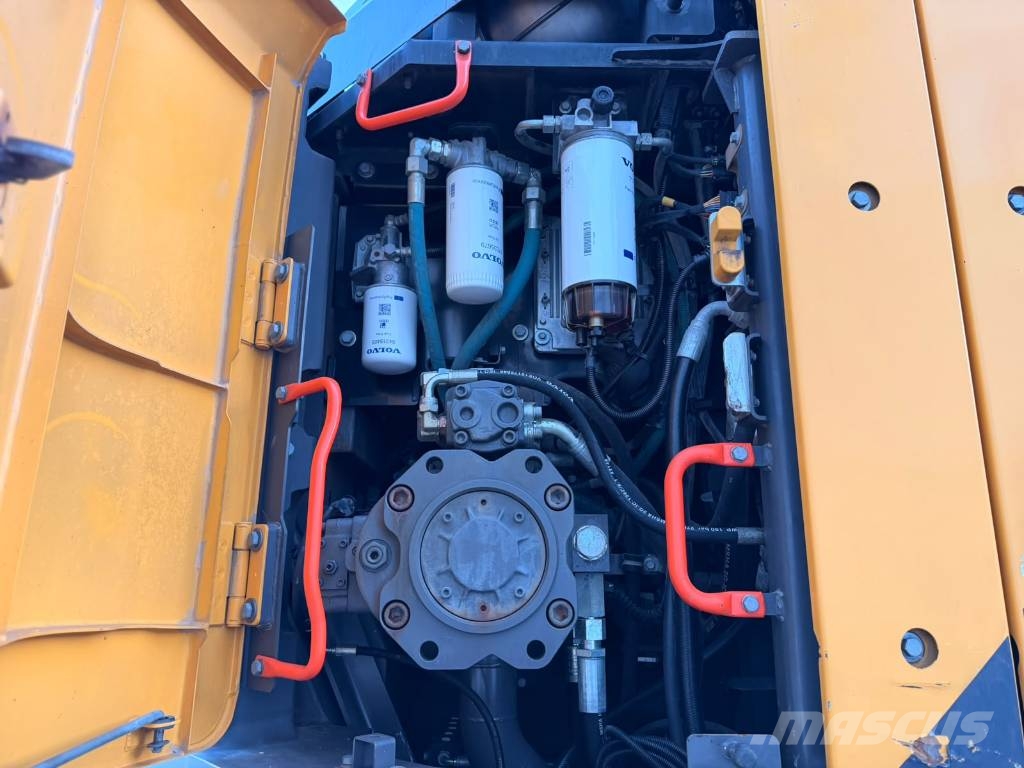 Volvo ECR 355 E Bageri guseničari