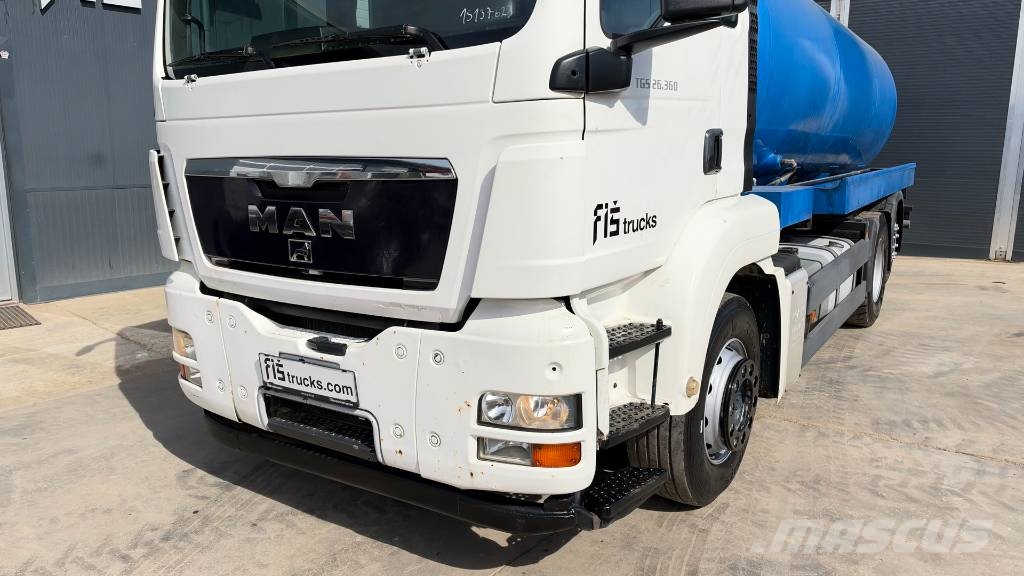 MAN TGS 26.360 6X2 VACUUM TRUCK 16m3 - LIFTING AXLE Tankwagen