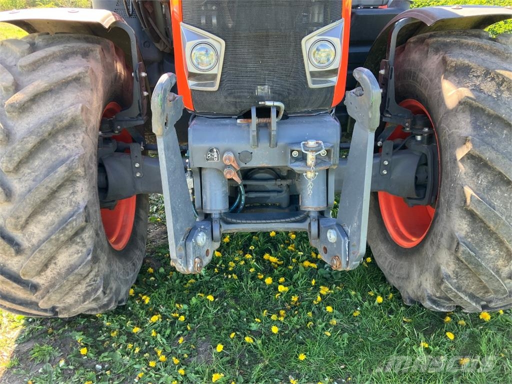 Kubota M7-133 Premium Traktori