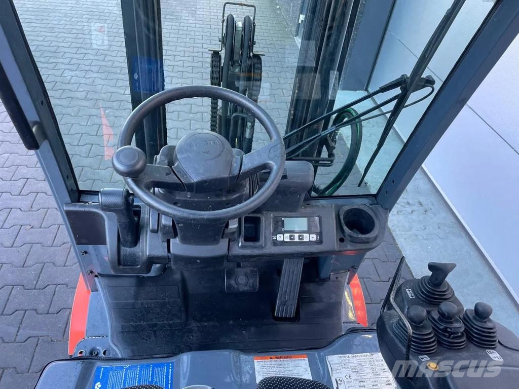 Toyota 8FBET20 Wózki elektryczne