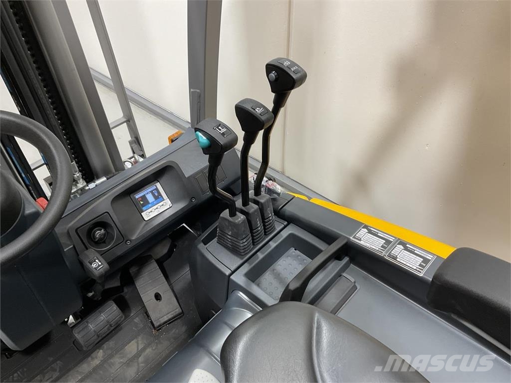 Jungheinrich EFG BC 320 Elektriskie autoiekrāvēji