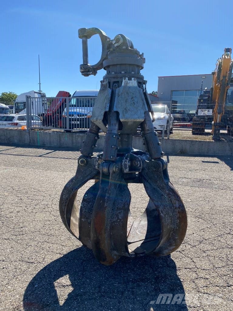Liebherr Pince de Tri LIEBHERR GM-65 Grapples