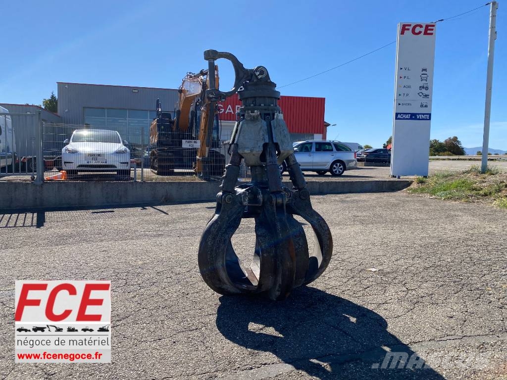 Liebherr Pince de Tri LIEBHERR GM-65 Grapples