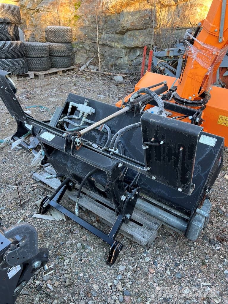 XYZ Sandspridare bak Weidemann 2080 Sand- und Salzstreuer