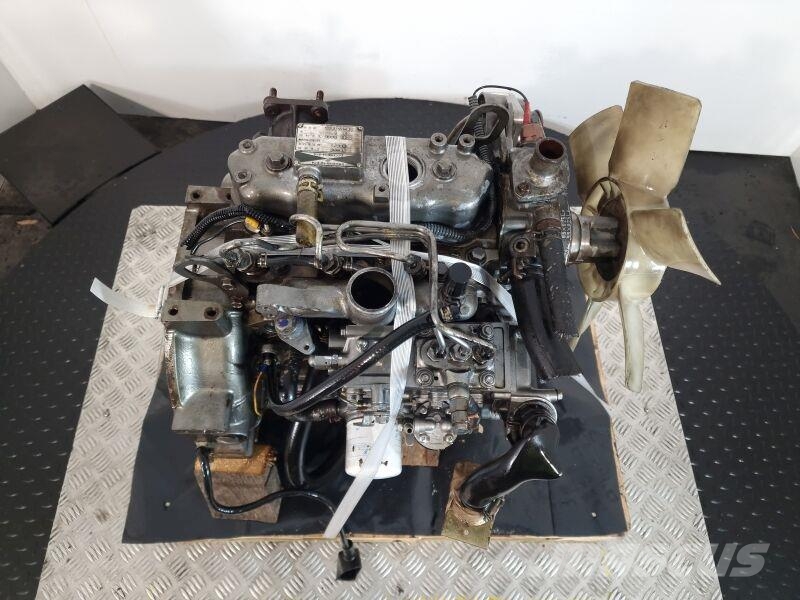 Yanmar 3TNE74-DG 发动机