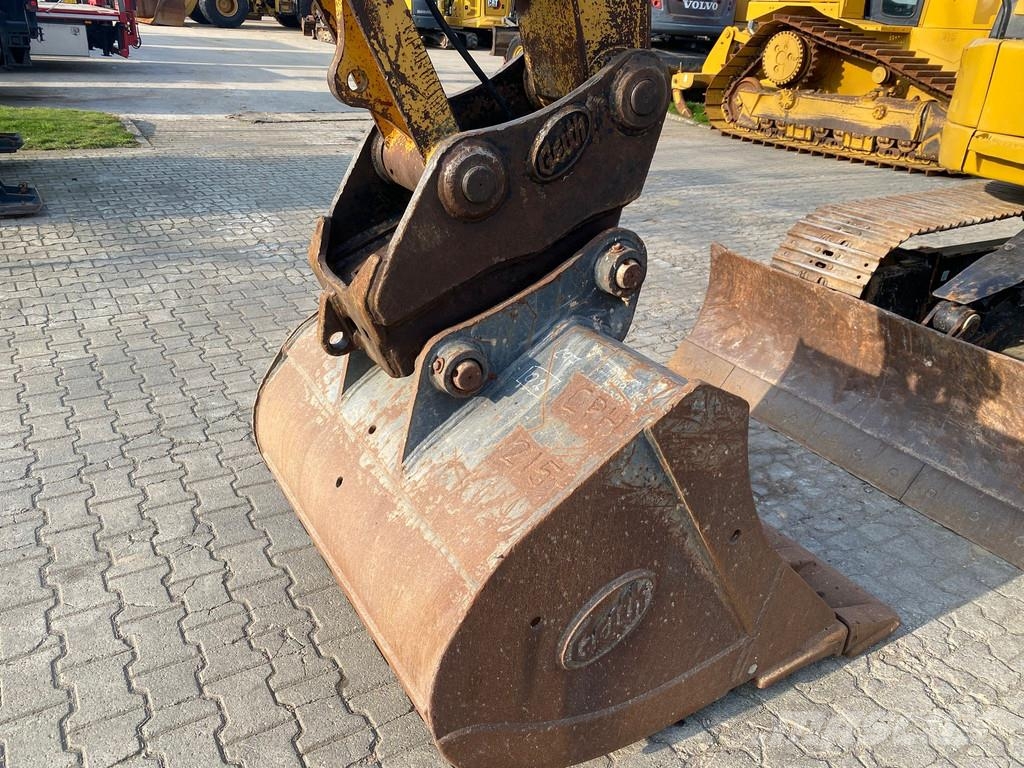 CAT 315 GC . Escavadeiras de esteiras