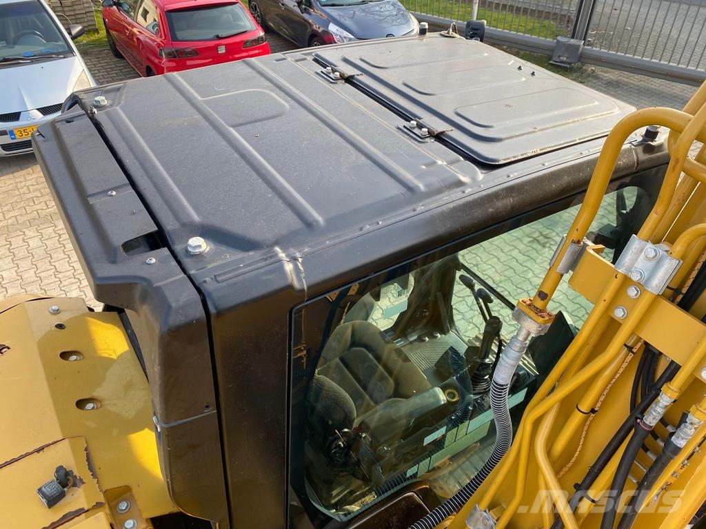 CAT 315 GC . Escavadeiras de esteiras