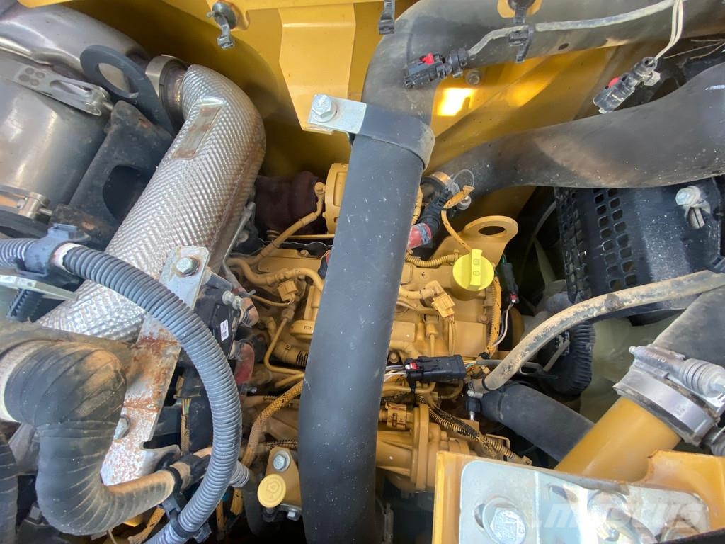 CAT 315 GC . Escavadeiras de esteiras