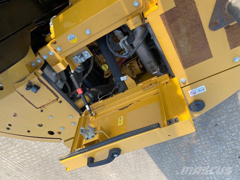 CAT 315 GC . Escavadeiras de esteiras