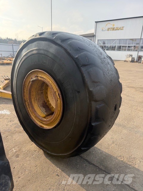 CAT 740 SPARE WHEEL 29.5R25 Pneumatiky, kola a ráfky