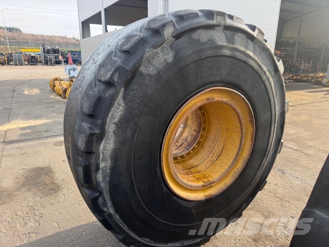 CAT 740 SPARE WHEEL 29.5R25 Pneumatiky, kola a ráfky