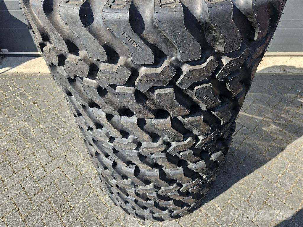 SWT 400/70R20 *NEW* - Tire/Reifen/Band Rehvid, rattad ja veljed