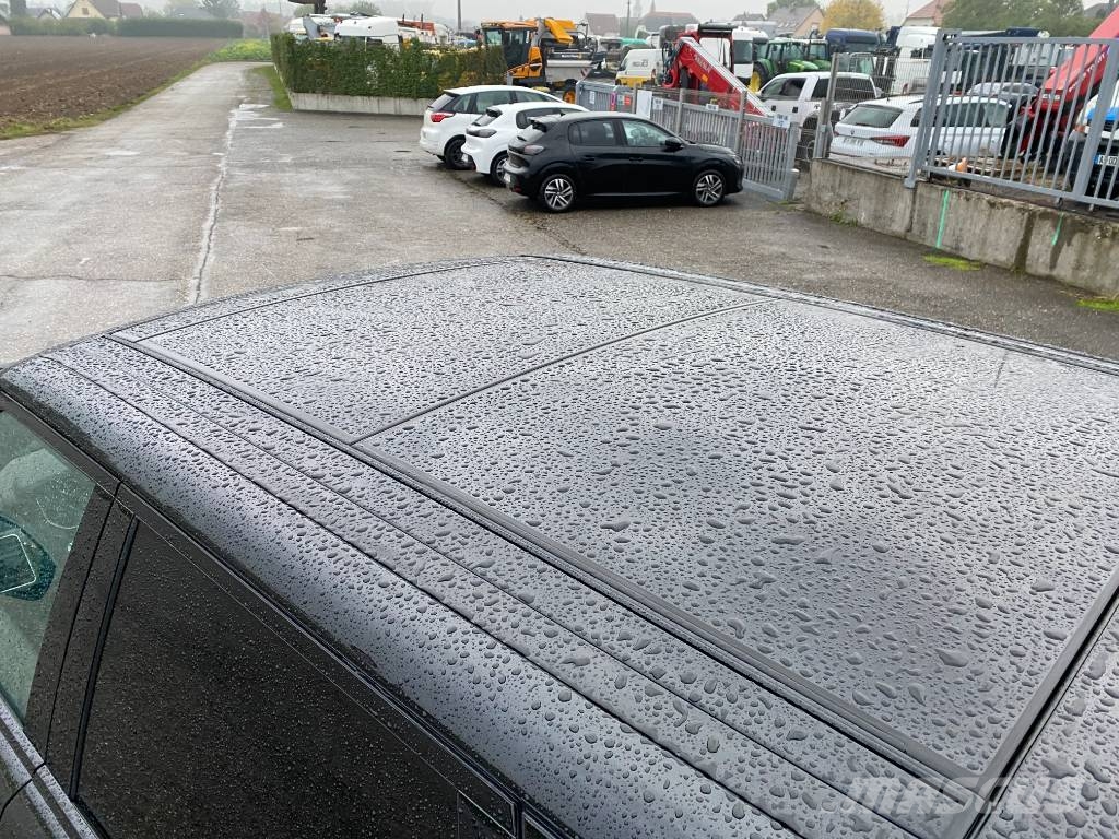Land Rover Range Rover Sport SVR 575 5.0i 1er Main endommagée Sõiduautod
