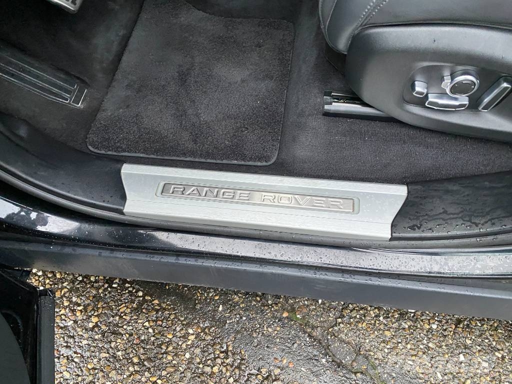Land Rover Range Rover Sport SVR 575 5.0i 1er Main endommagée Sõiduautod