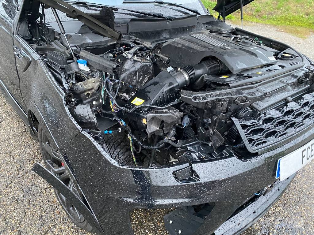 Land Rover Range Rover Sport SVR 575 5.0i 1er Main endommagée Sõiduautod