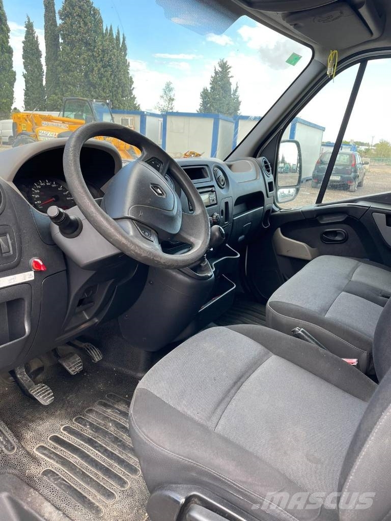 Renault master 박스 바디