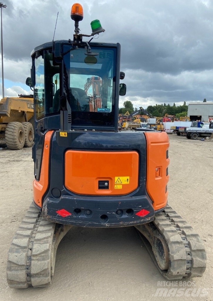 新製品情報も満載 Hitachi ZX 48 U, 2016, Rotherham, South Yorkshire, United テープ・マスキングテープ