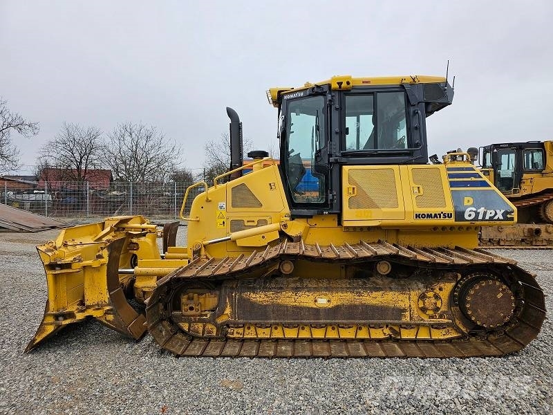 Komatsu D 61 PX-23 Buldozer sobre oruga