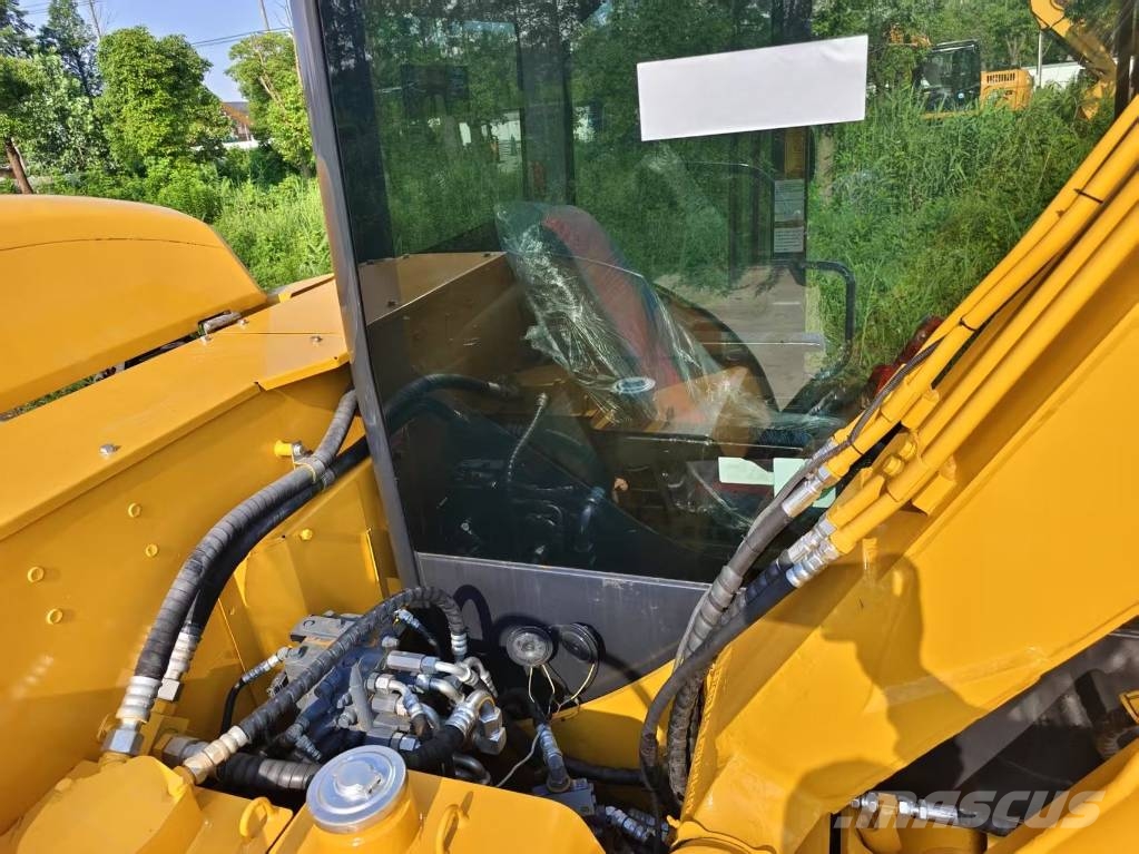 Komatsu PC 70 履带挖掘机