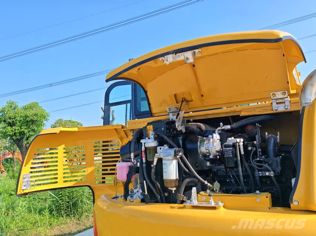 Komatsu PC 70 履带挖掘机