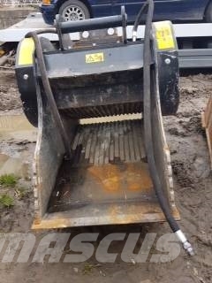 MB Crusher BF70.2 S4 Retrocargadoras
