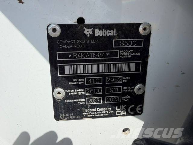 Bobcat S 530 لوادر انزلاقية التوجيه