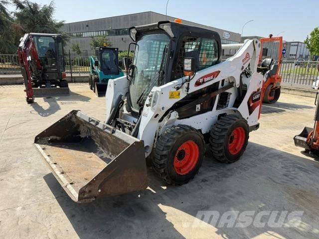 Bobcat S 530 لوادر انزلاقية التوجيه