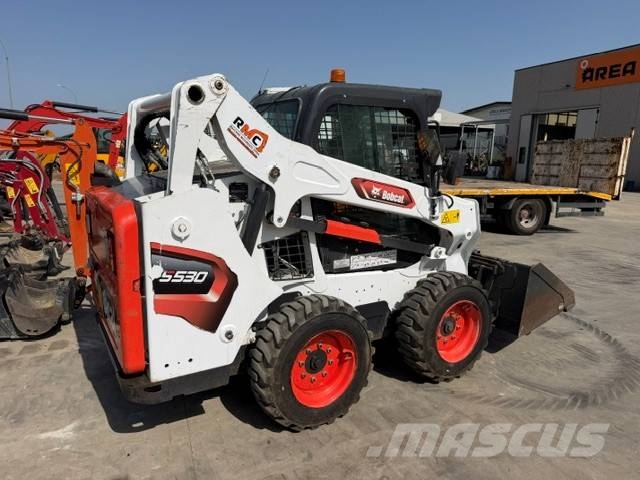 Bobcat S 530 لوادر انزلاقية التوجيه