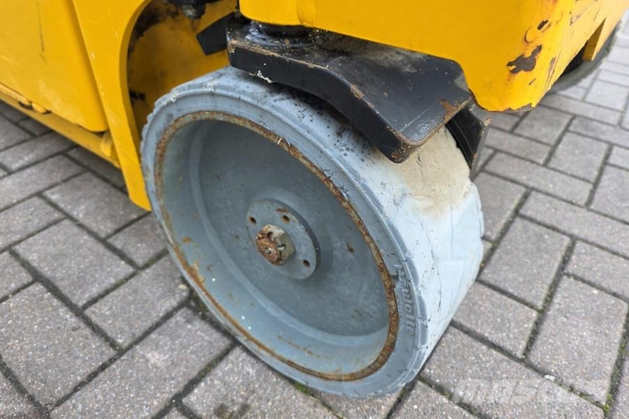 Haulotte Compact 10 Electric, 10m Working Height, 450kg Cap Scissor lifts