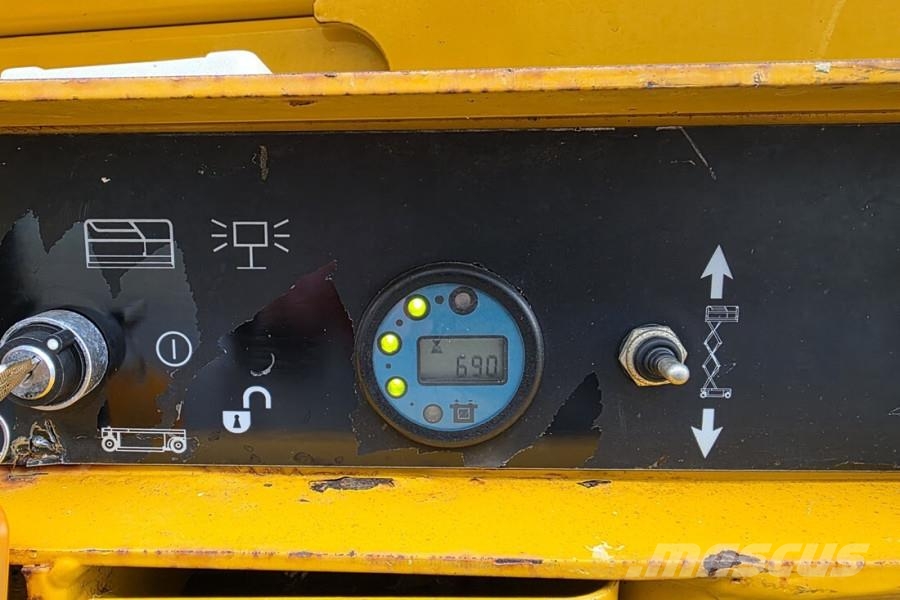 Haulotte Compact 10 Electric, 10m Working Height, 450kg Cap Scissor lifts