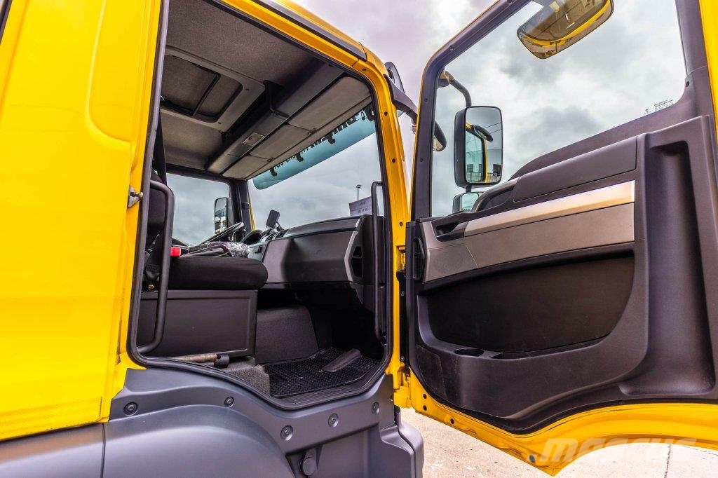 MAN TGM 18.250 BL + DHOLLANDIA 2T. Kofferaufbau