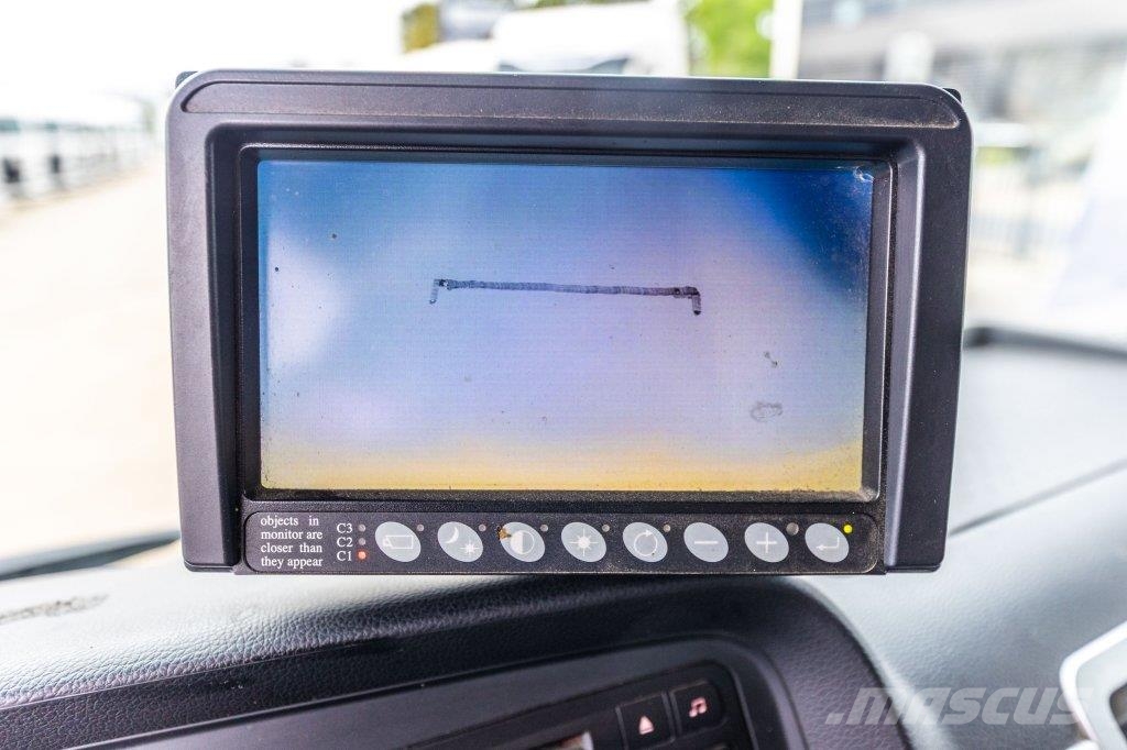 MAN TGM 18.250 BL + DHOLLANDIA 2T. Kofferaufbau