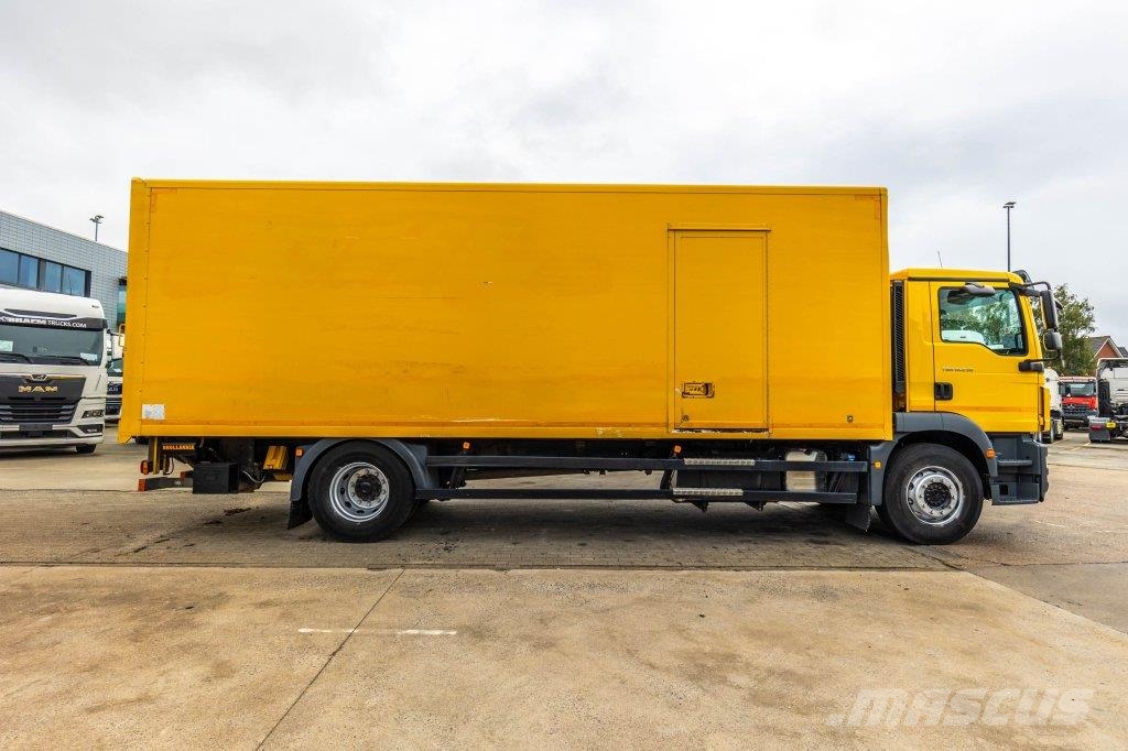 MAN TGM 18.250 BL + DHOLLANDIA 2T. Kofferaufbau
