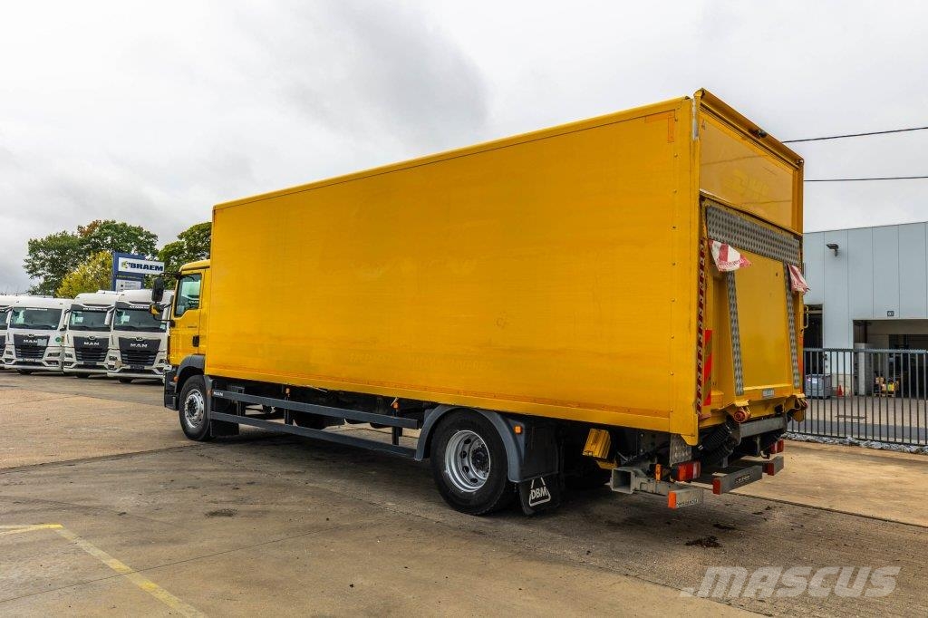 MAN TGM 18.250 BL + DHOLLANDIA 2T. Kofferaufbau
