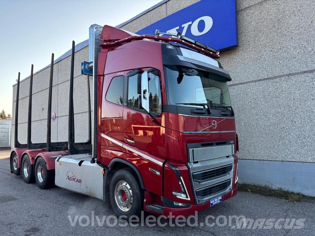 Volvo FH Puuauto Alucar II-piiri Camion grumier