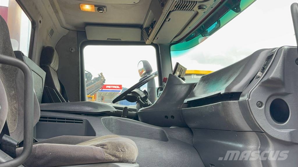 Scania P94 310 6x2 vaccum + pressure - lifting axle Camiões-cisterna
