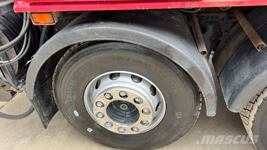 Scania P94 310 6x2 vaccum + pressure - lifting axle Camiões-cisterna