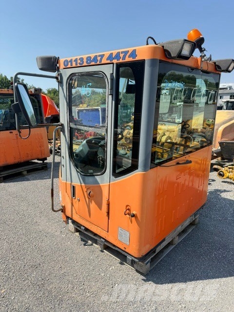 Doosan DL 400 /DL 300/DL250 USED CAB Cabina