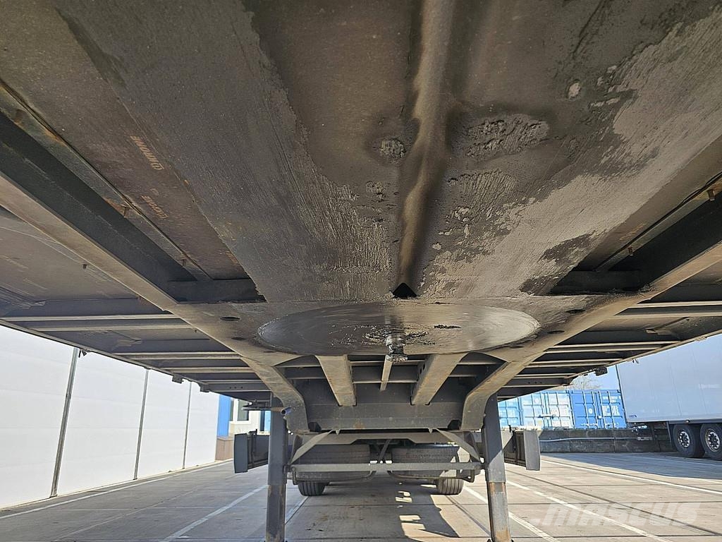 Krone SD Curtainsider semi-trailers