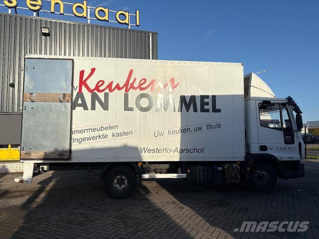 Iveco Eurocargo 80E180 + MANUAL + 18t + EURO 5 + 3 SEATS Bakwagens met gesloten opbouw