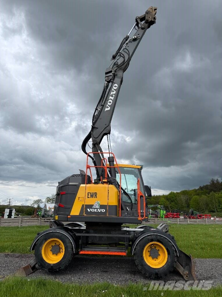 Volvo EWR 130 E حفارات