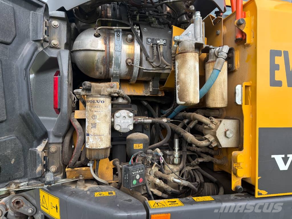 Volvo EWR 130 E حفارات