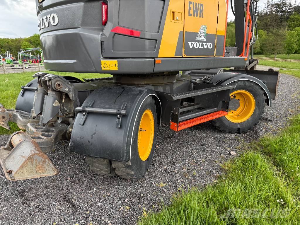 Volvo EWR 130 E حفارات