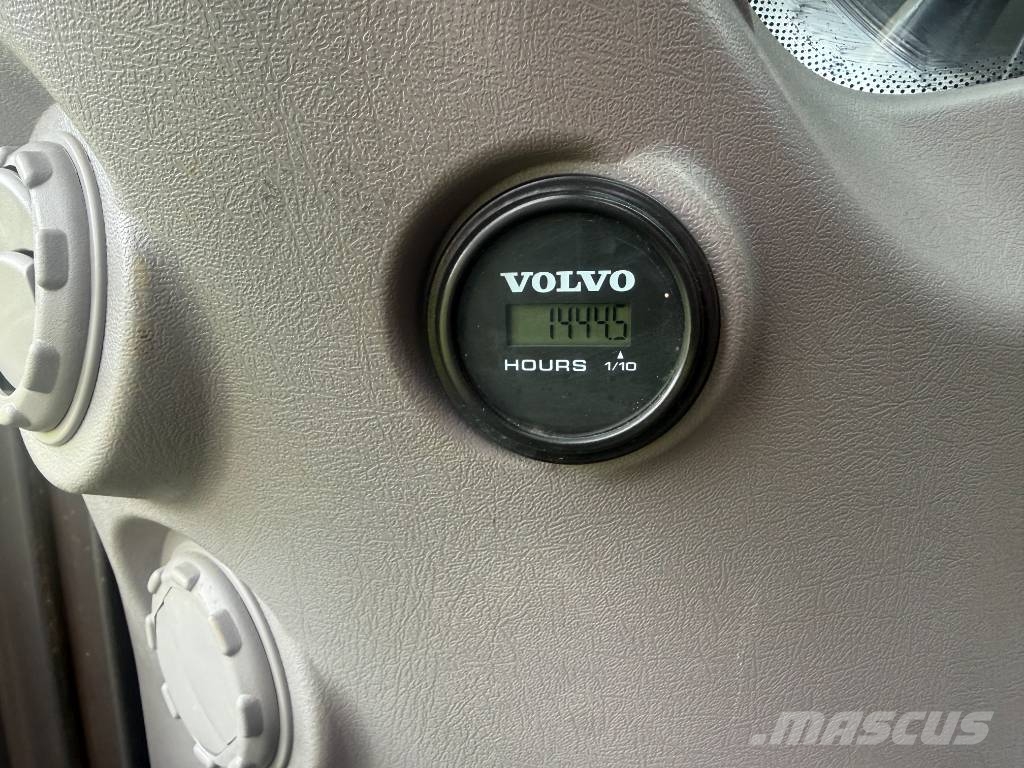 Volvo EWR 130 E حفارات