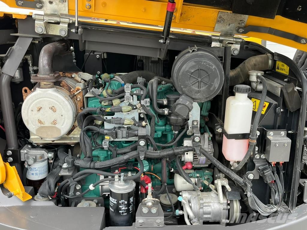 Volvo ECR88D Midikoparki  7t - 12t